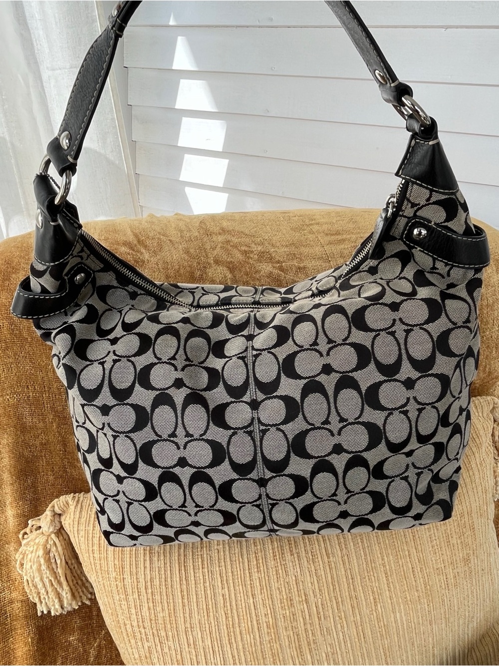 Coach Vintage Y2K Signature Hobo Shoulder Bag, EUC like New 🩶🖤 - Picture 2 of 13